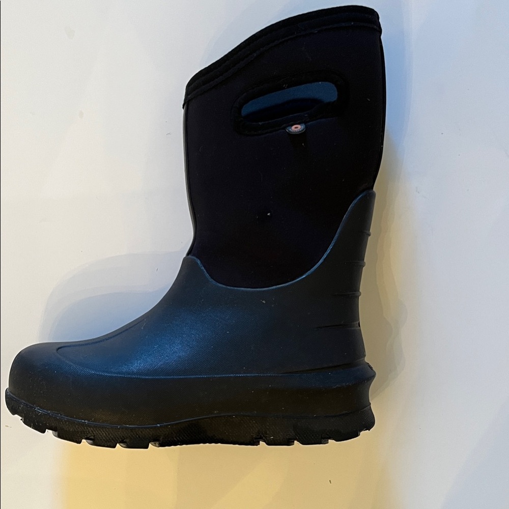 Bogs Neo Classic solid winter Kids Boots (-35 to-37 temp) great condition!